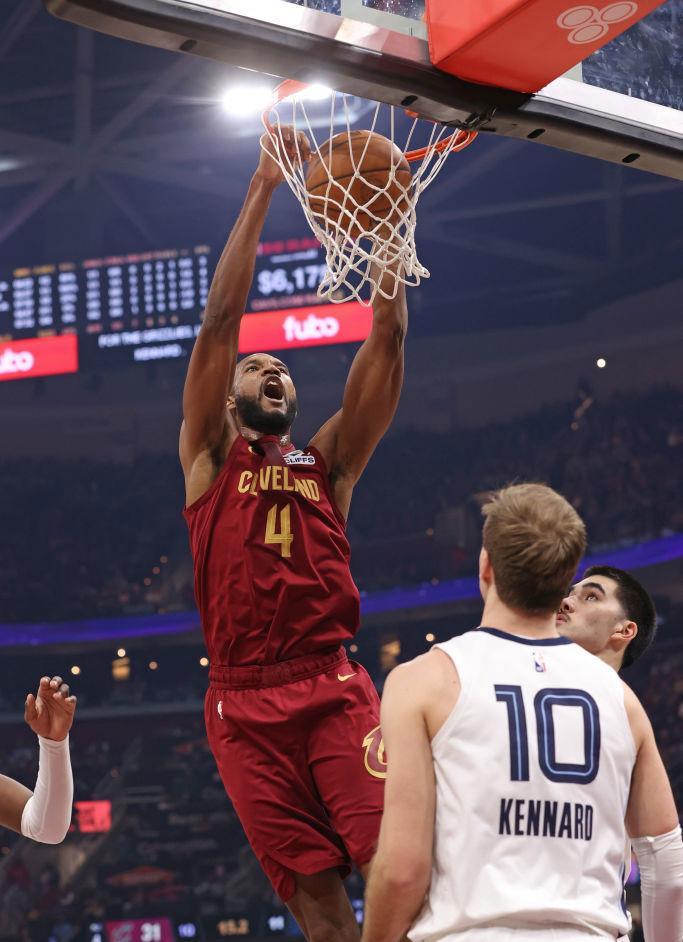 莫兰特，米切尔，鹈鹕！