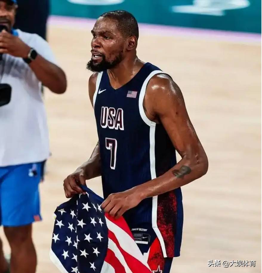 杜兰特在美国队比赛中赛事规则更新，势不可挡引发热议！
